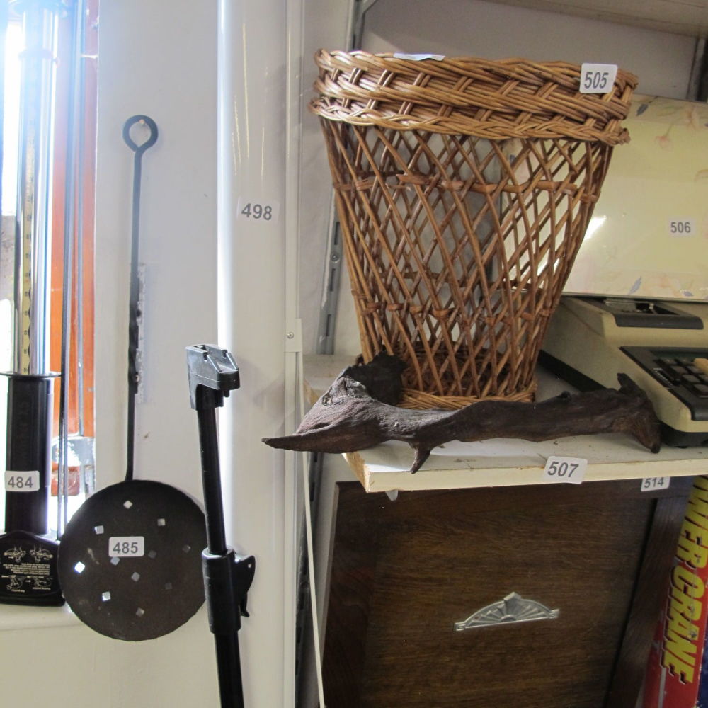 Lot 498: a large new projector screen with stand