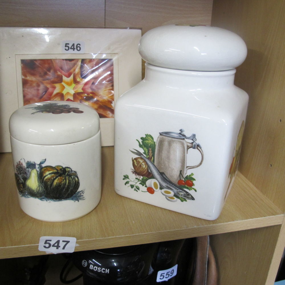 Lot 547: two portmerion jars