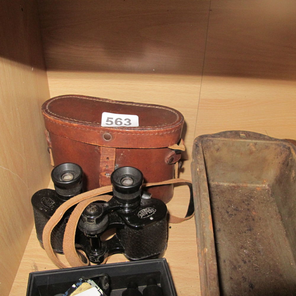 Lot 563: a pair of 8x30 binoculars
