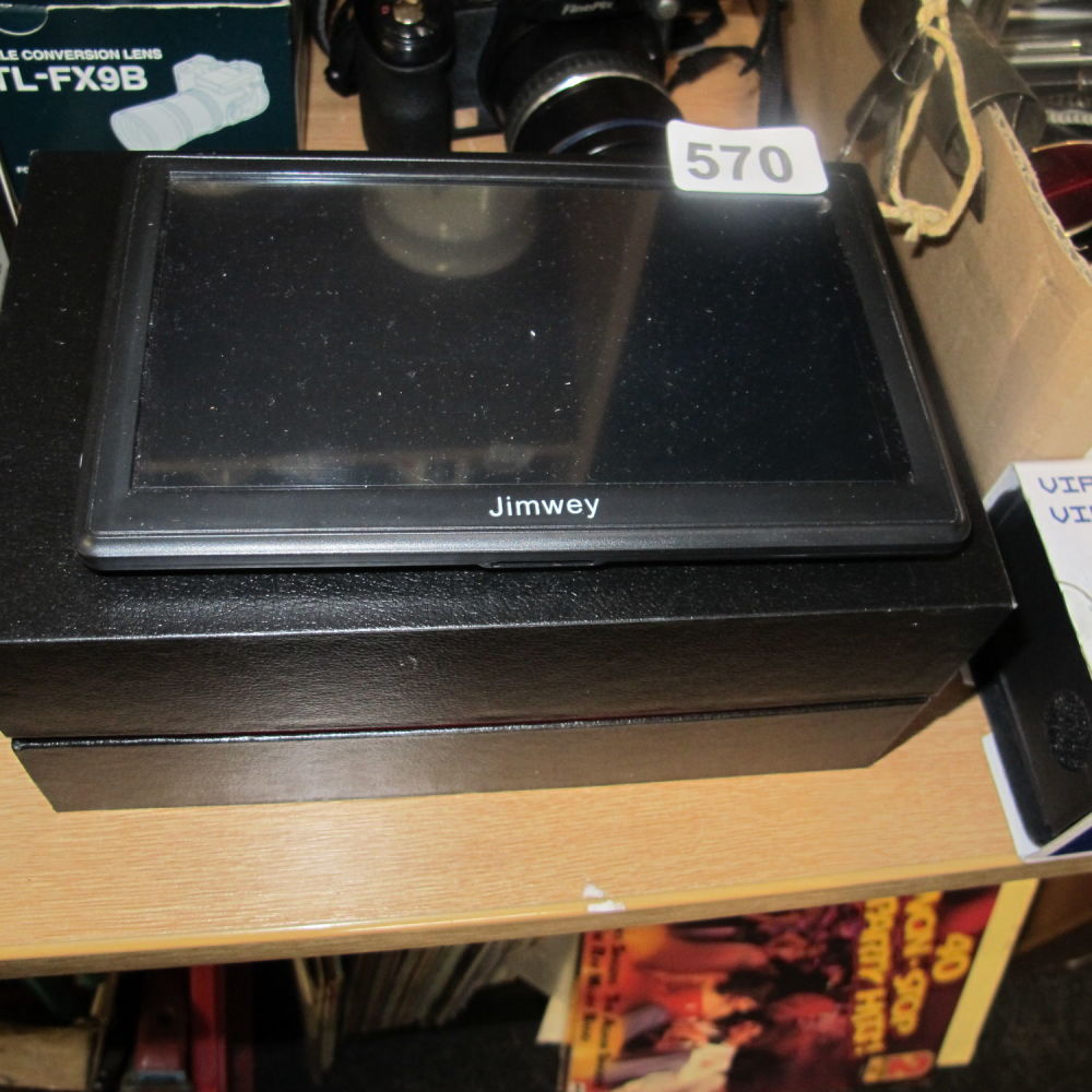 Lot 570: a jimwey professional large screen satnav with speed...