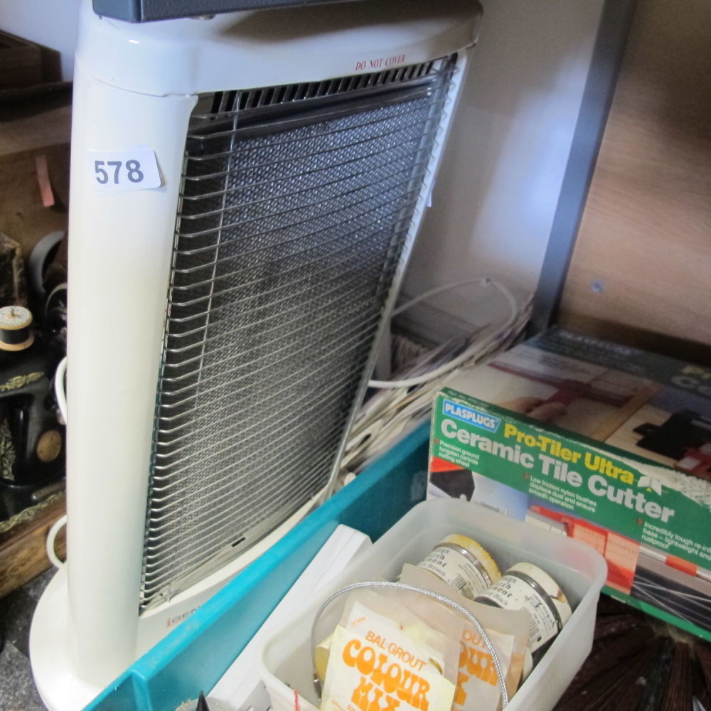 Lot 578: Halogen heater 