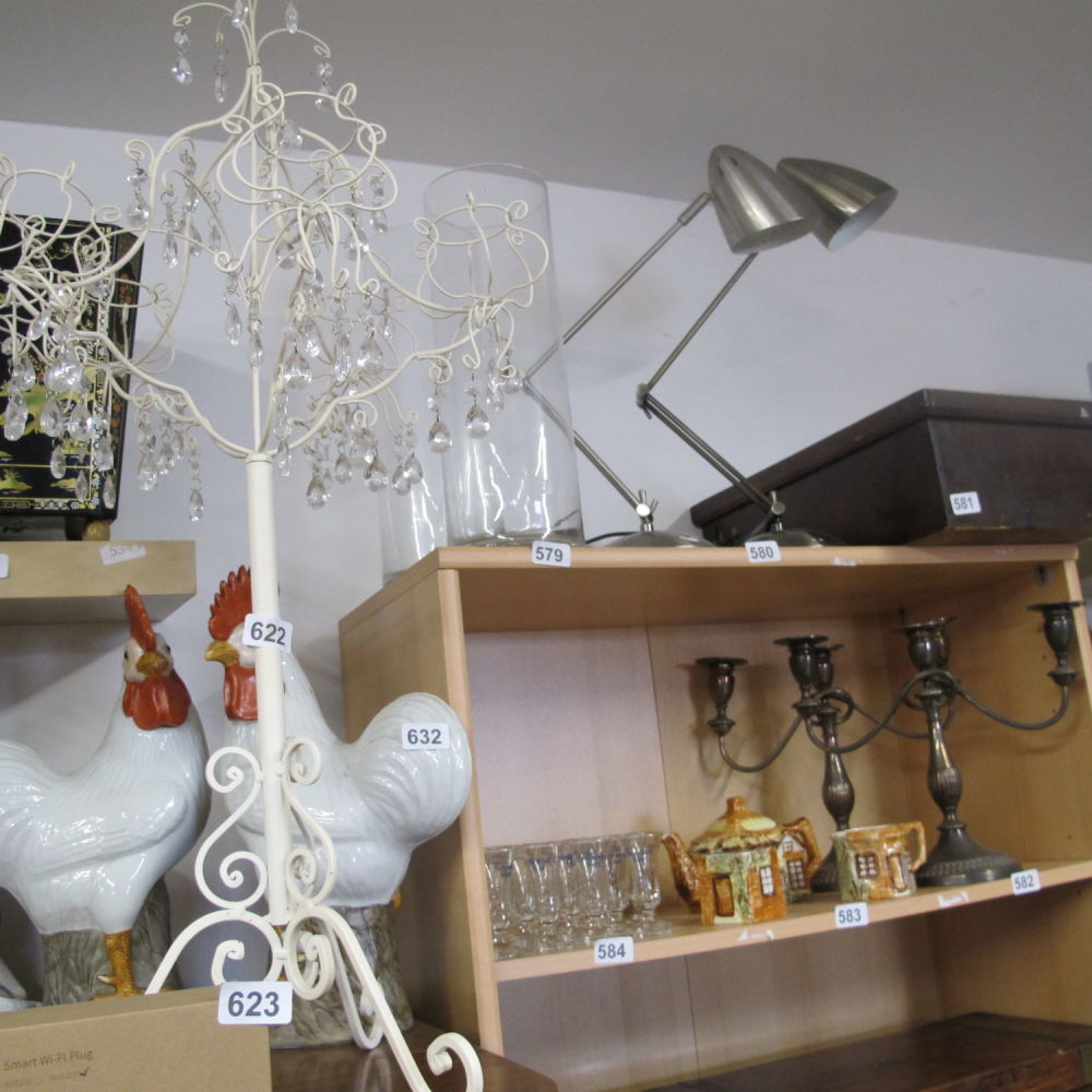 Lot 622: Big table center chandelier candle holder