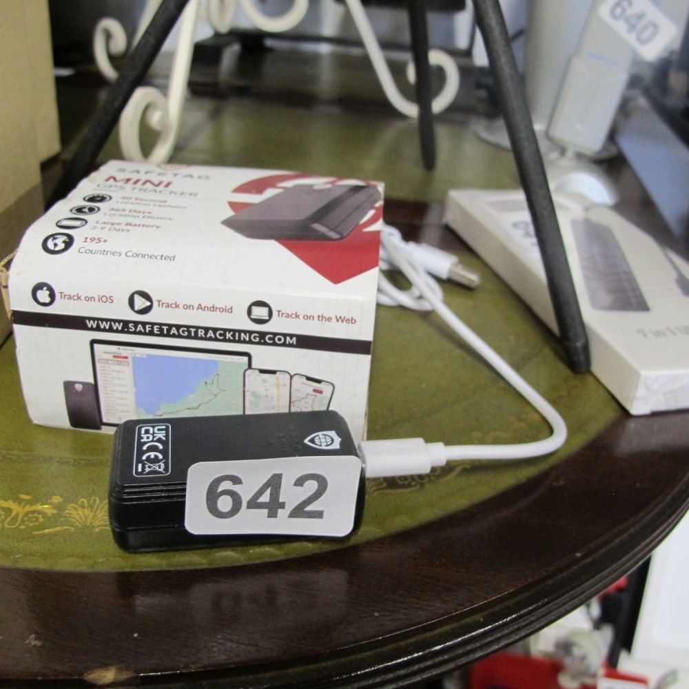 Lot 642: Track your wife mini GPS tracker