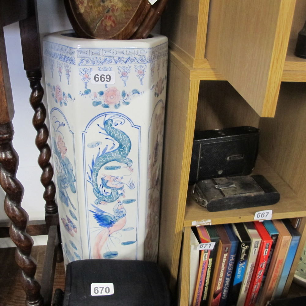 Lot 669: Large ceramic stick umbrella stand Oriental theme