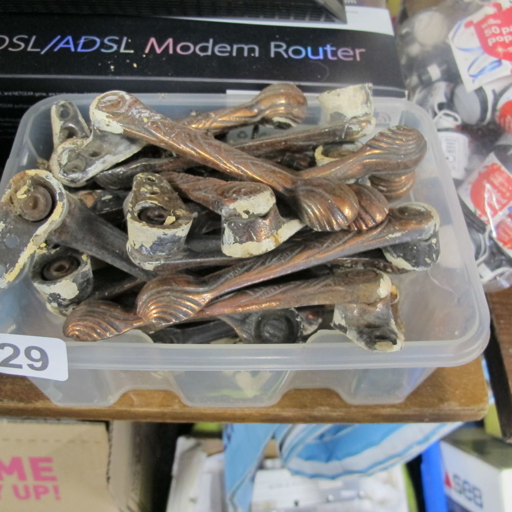 Lot 729: Vintage stairway carpet holders