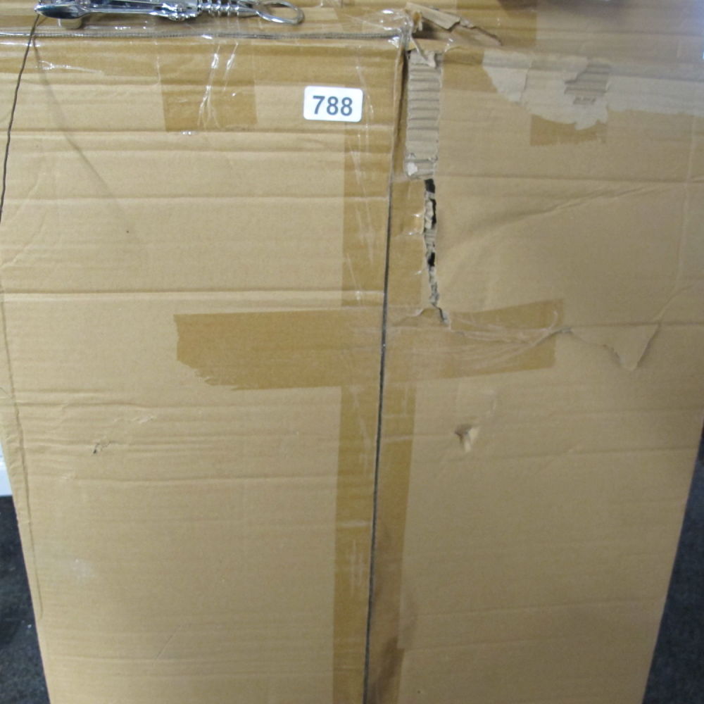 Lot 788: A metal clothes rail