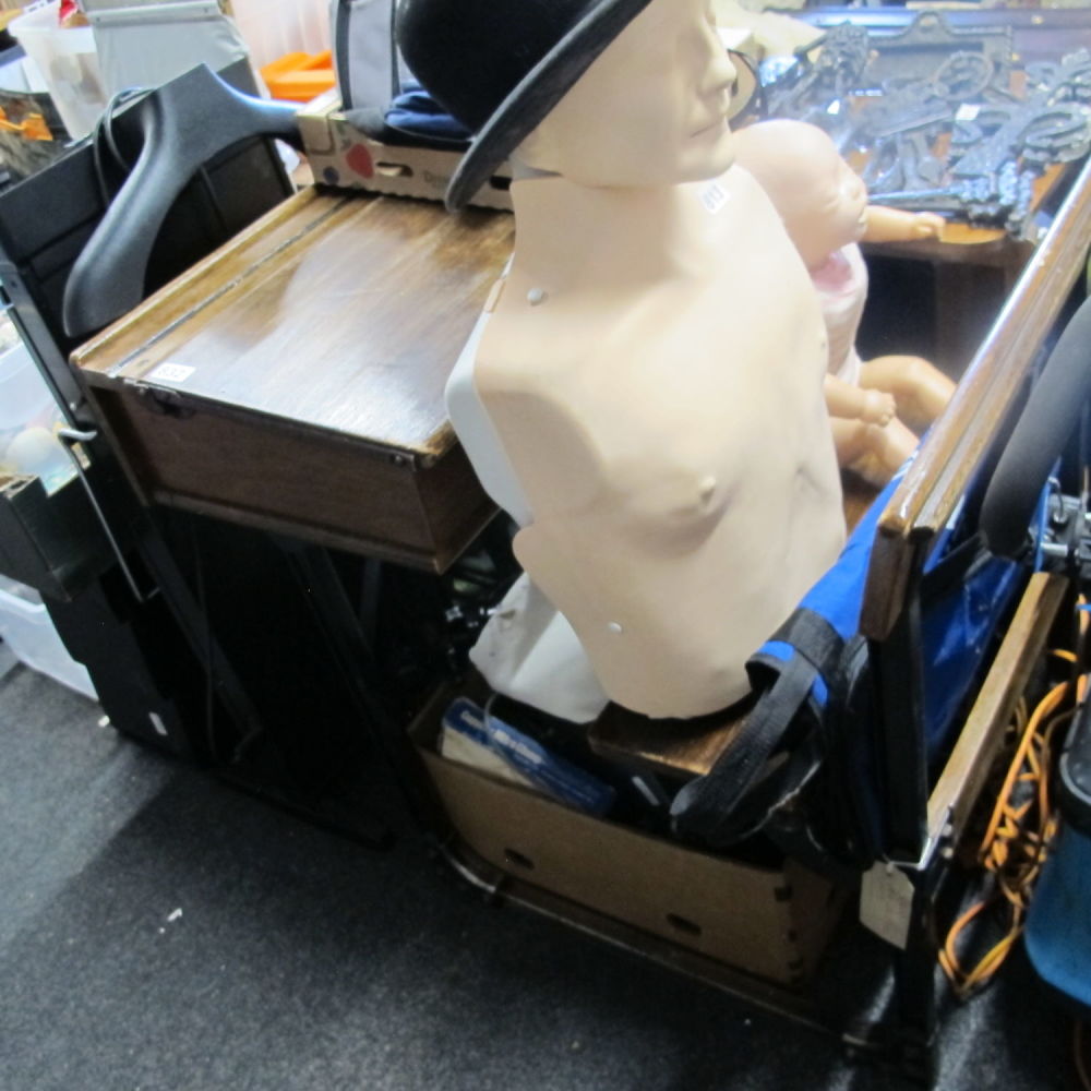 Lot 832: retro school desk and seat