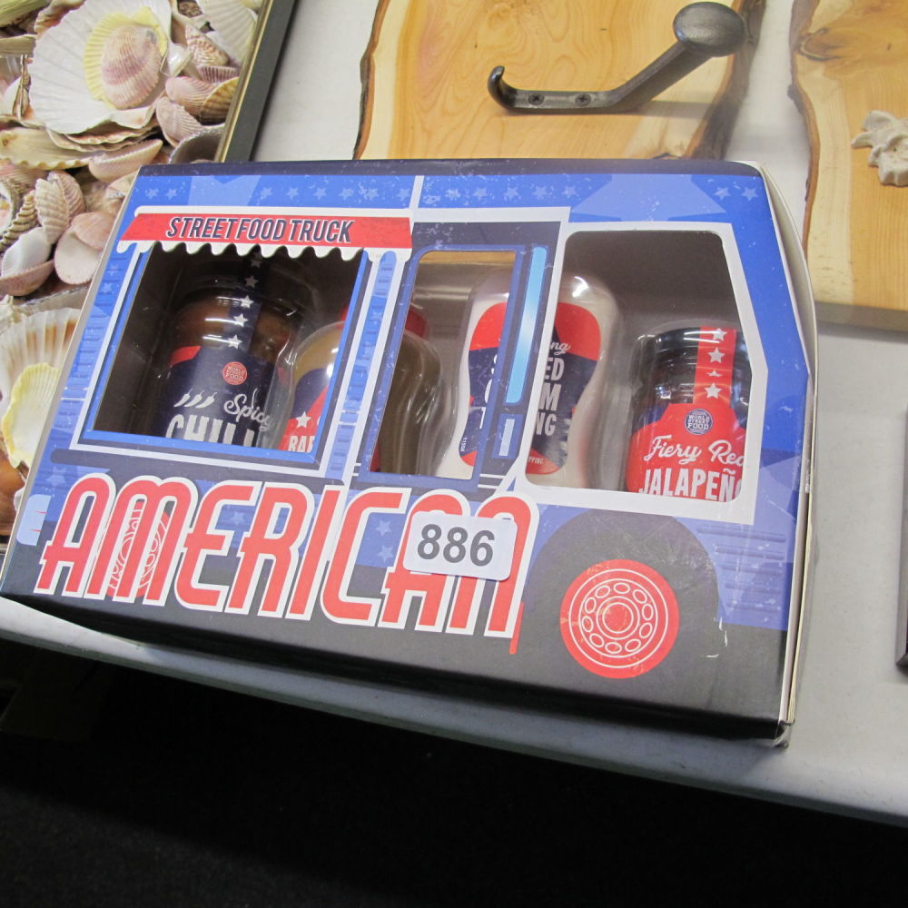 Lot 886: American street food condiment set 