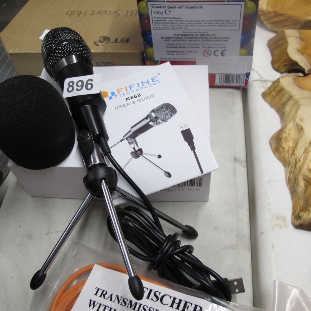 Lot 896: Fifine K668 microphone and desktop stand ideal for...