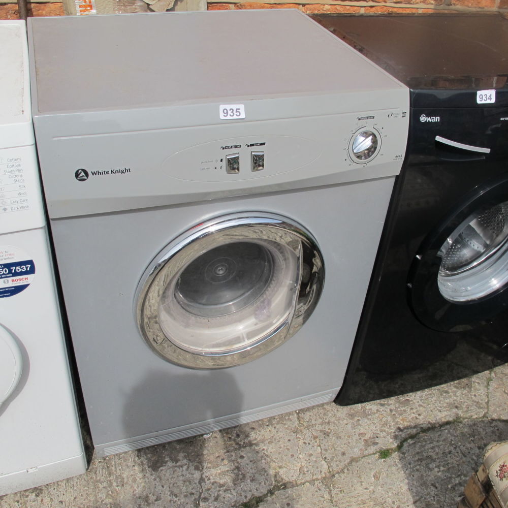 Lot 935: White Knight tumble dryer 