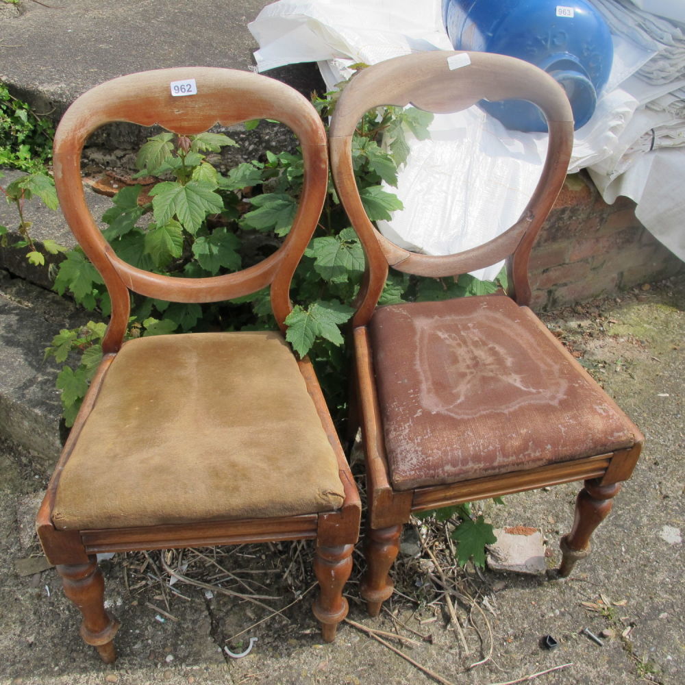Lot 962: Vintage wooden chairs 