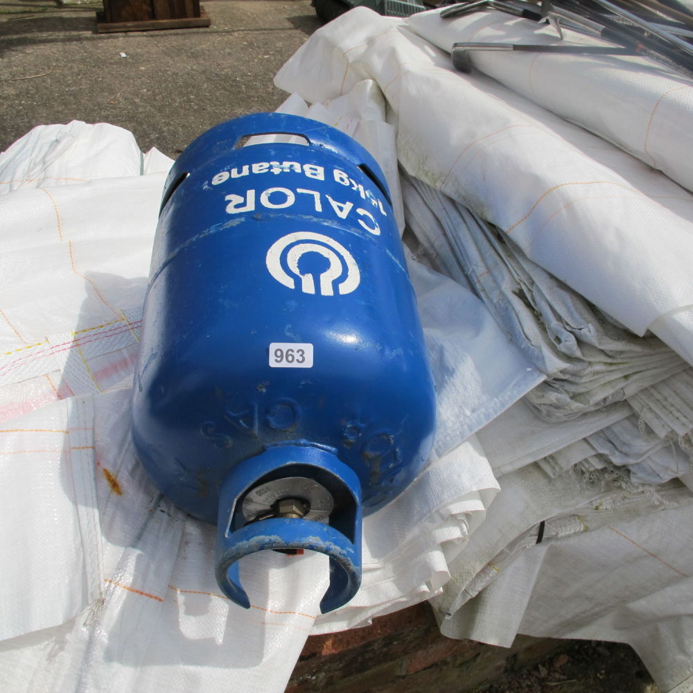 Lot 963: empty Calor gas canister 