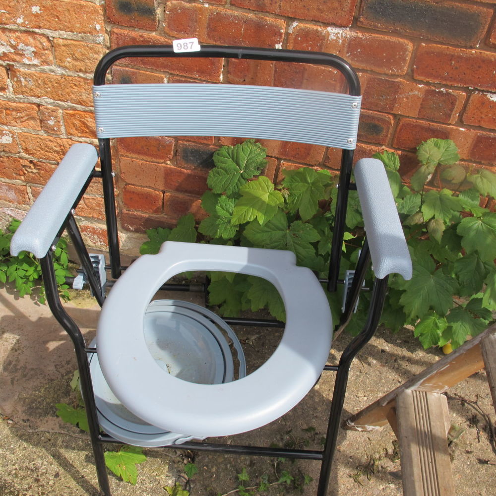 Lot 987: Commode shower chair (not used)