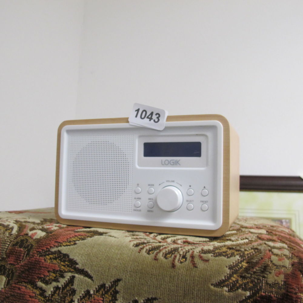 Lot 1043: Logik radio