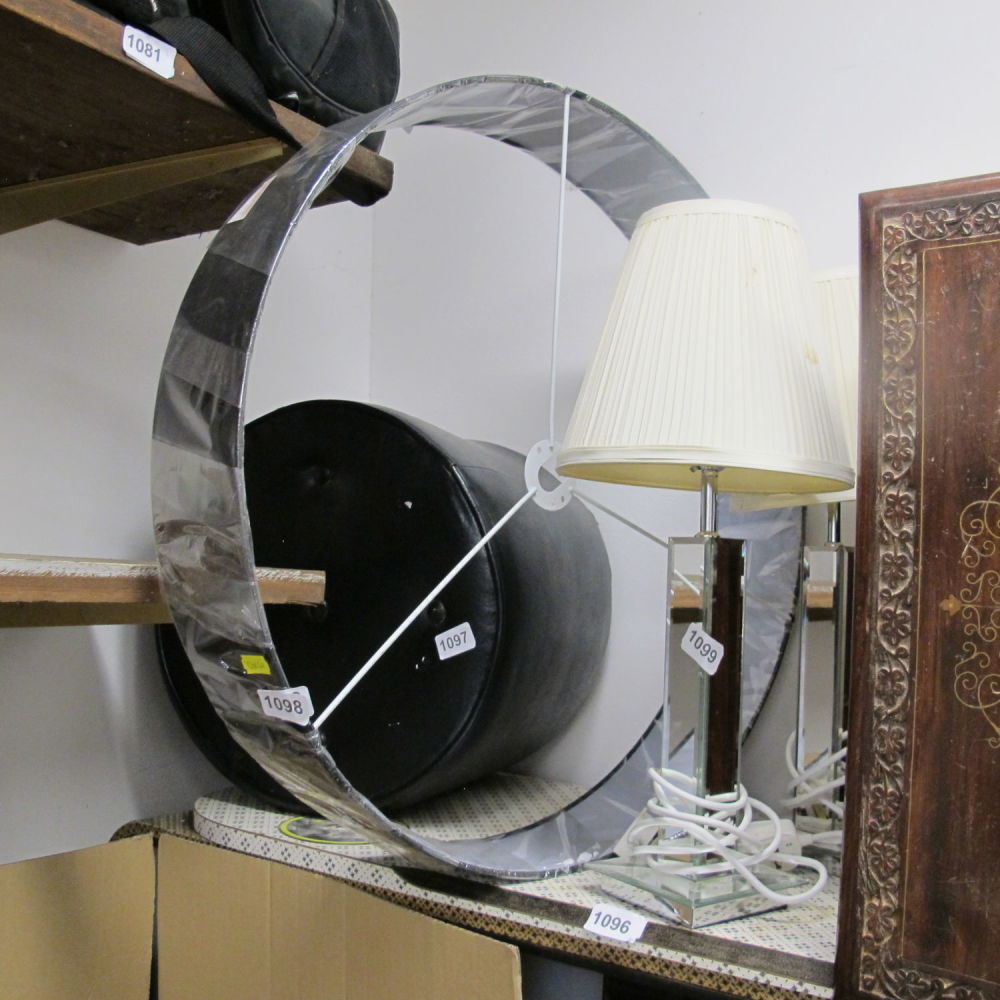 Lot 1098: Brand new large lampshade 