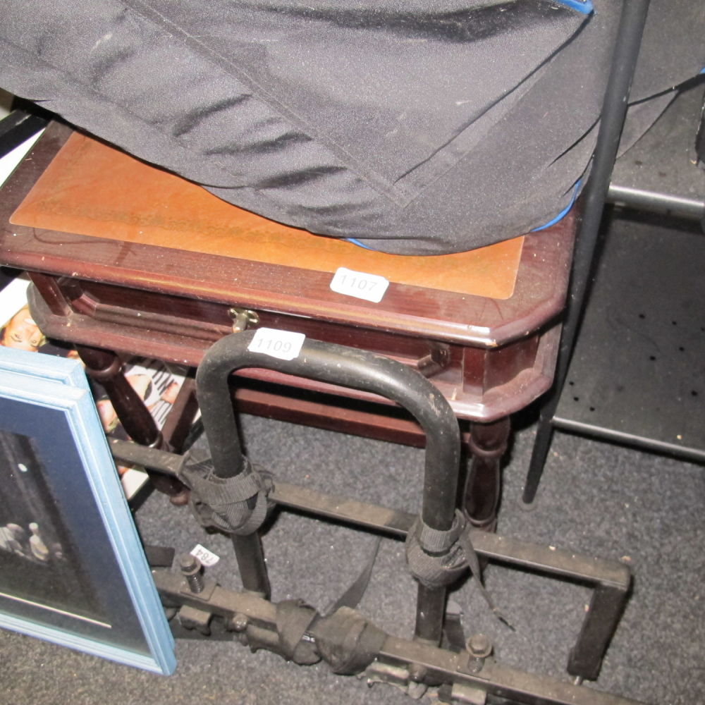 Lot 1107: Leather top side table with drawer 