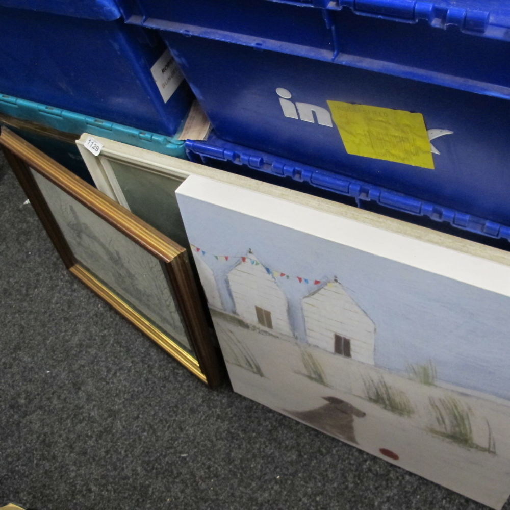 Lot 1129: Various pictures and seaside box canvas