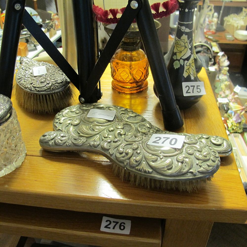 Lot 270: Beautiful antique silver plated clothes brush ***