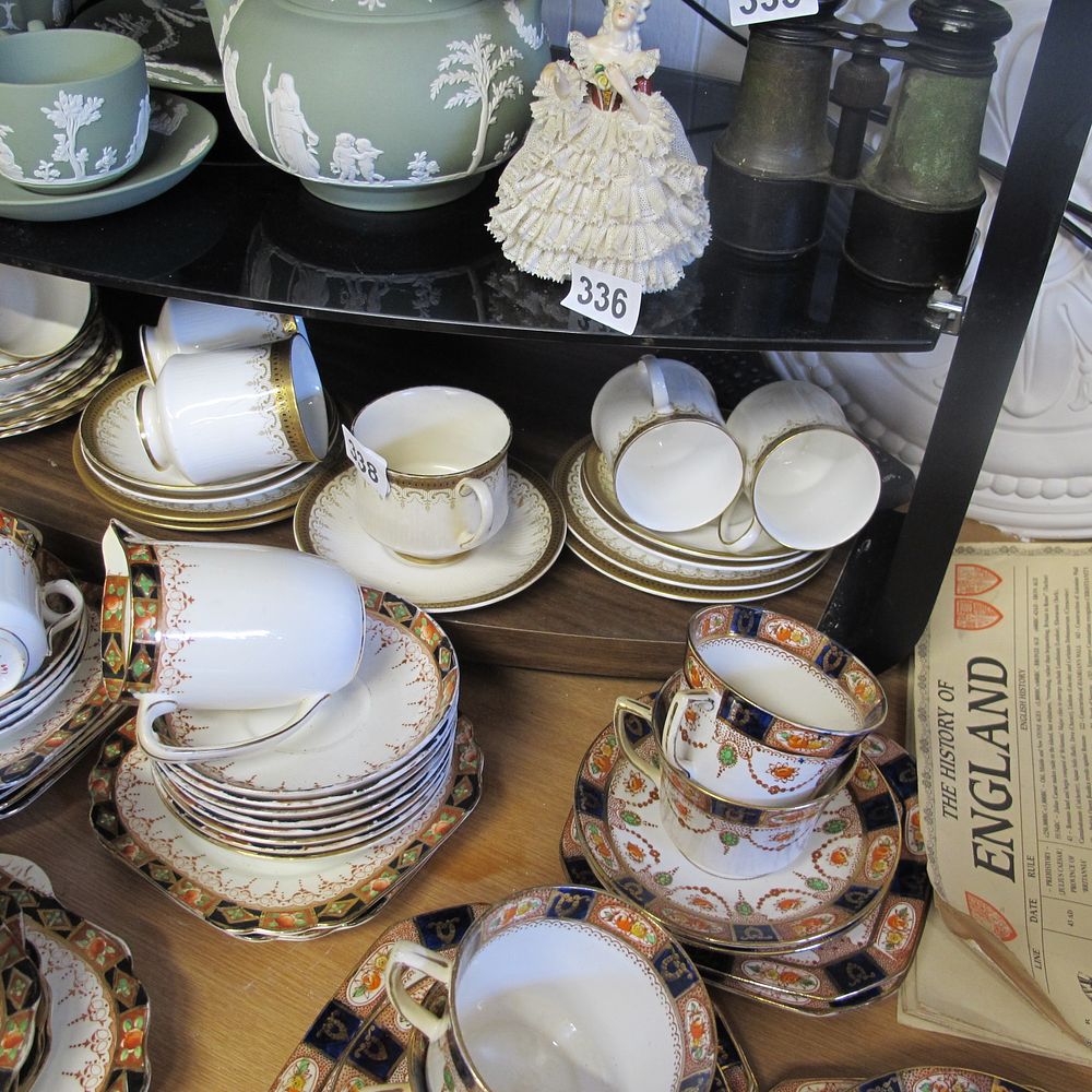 Lot 338: China teacup trios***
