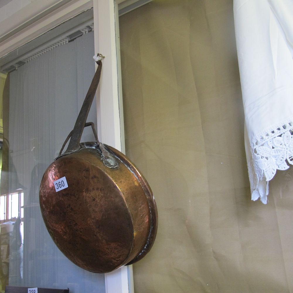Lot 360: Vintage copper travellers cooking pan