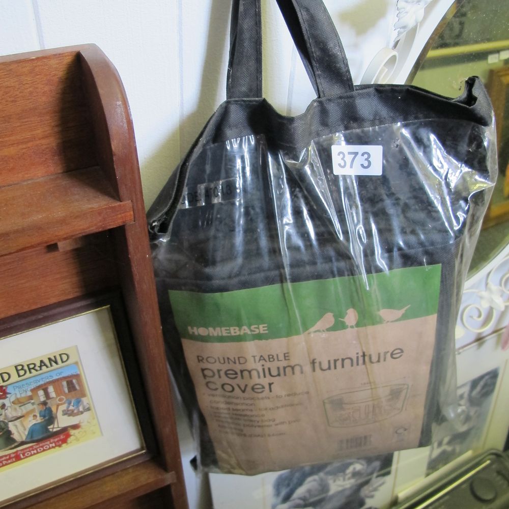 Lot 373: Homebase round table cover 