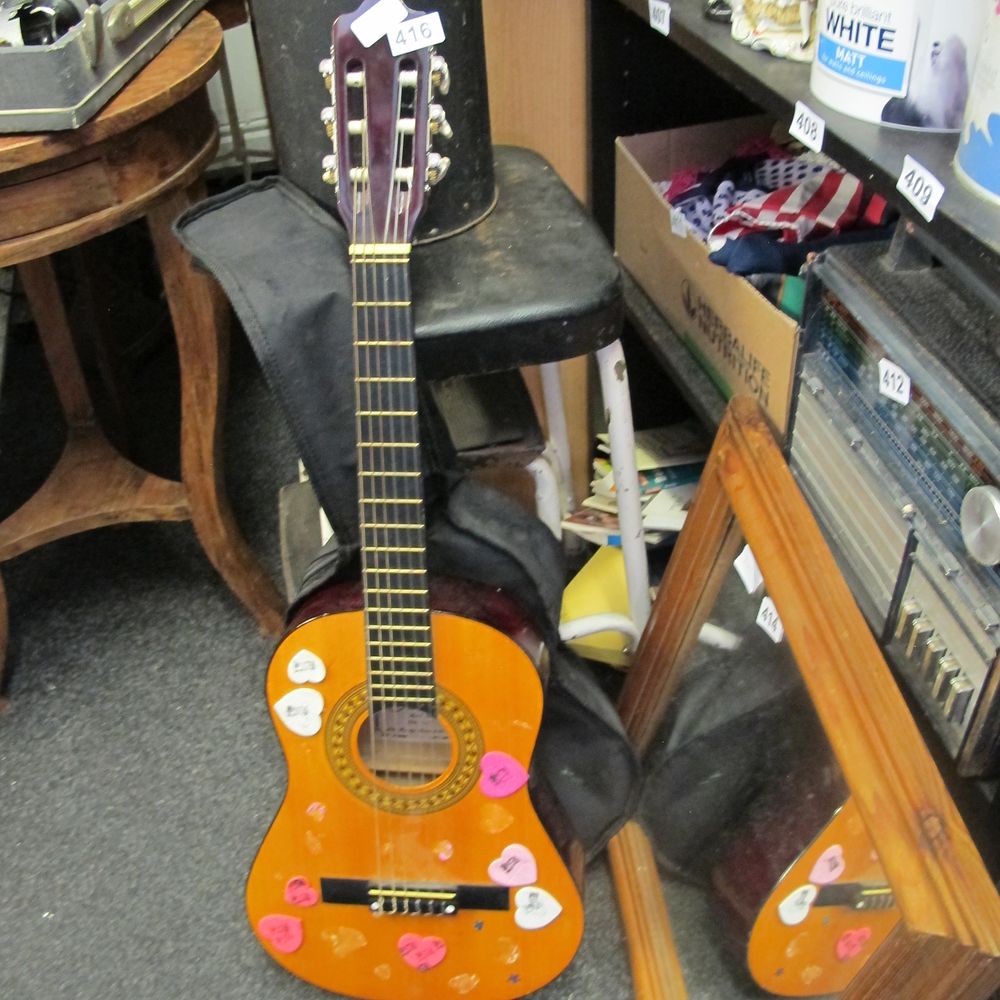 Lot 416: Acoustic guitar 