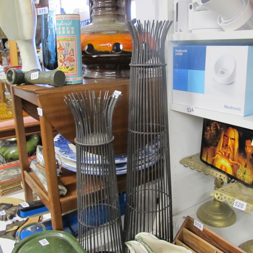 Lot 515: candle stand