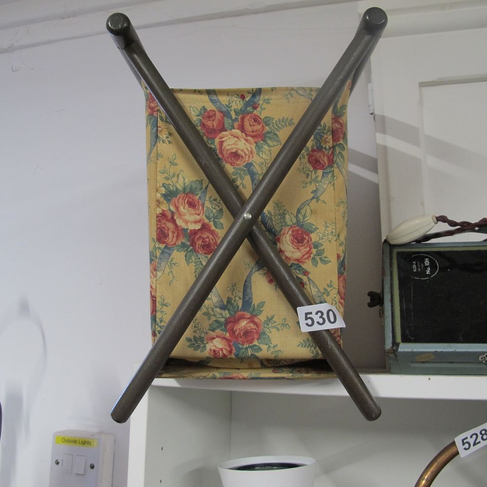 Lot 530: Vintage material basket 