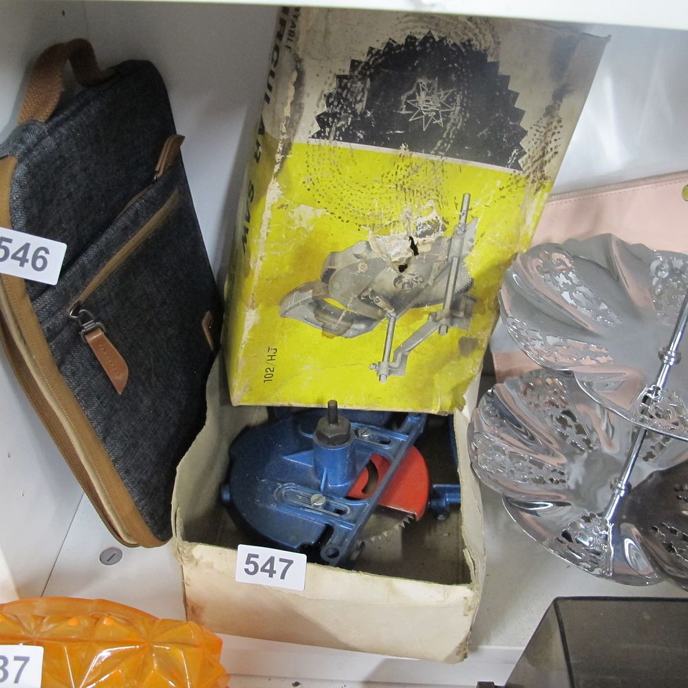 Lot 547: vintage tool