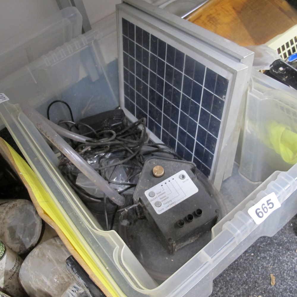 Lot 665: Solar powered pond fountain