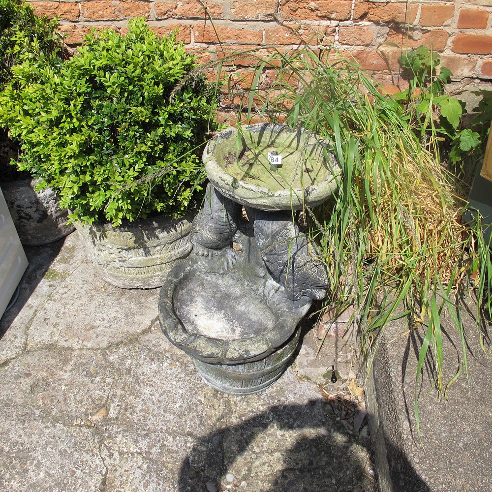 Lot 784: concrete water feature