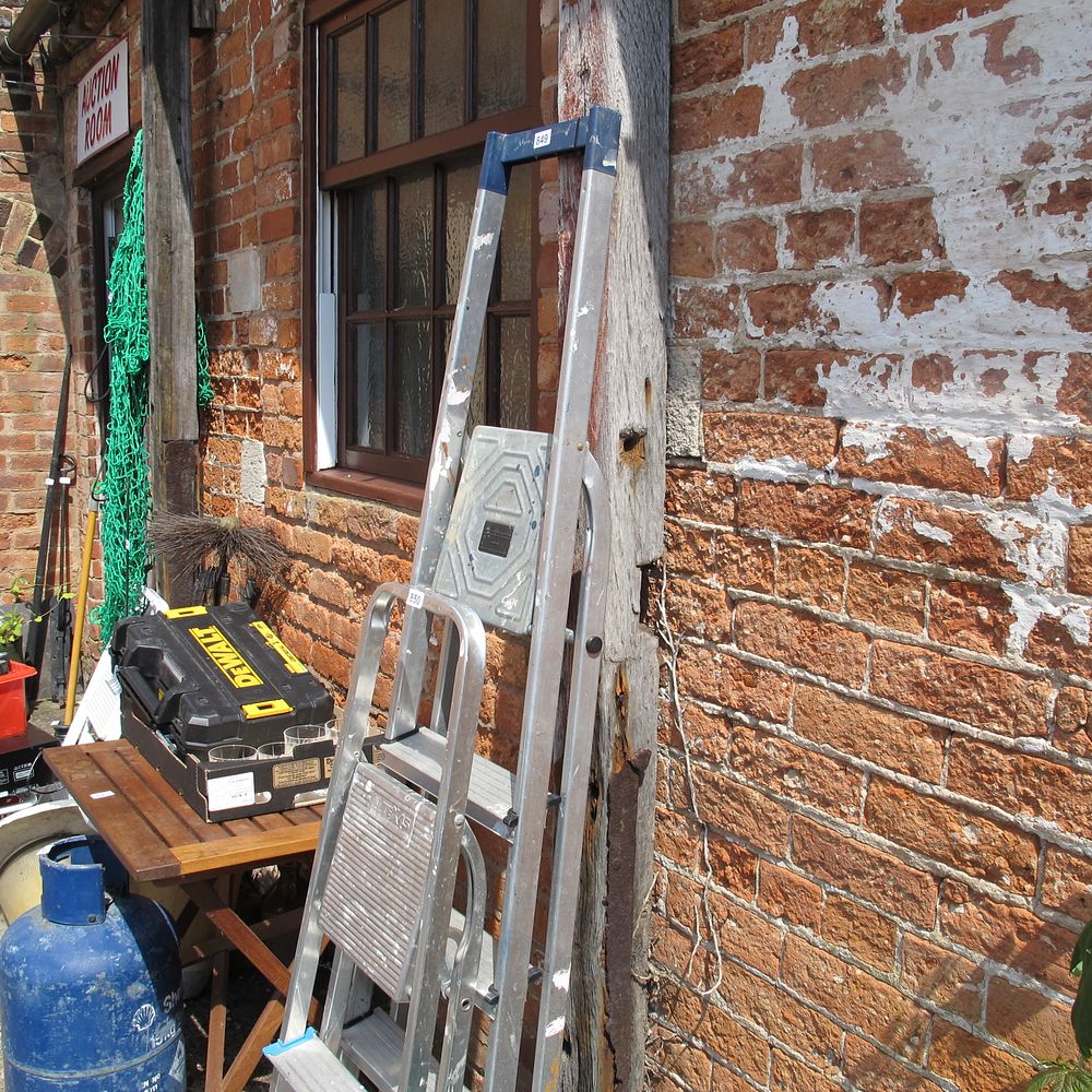 Lot 849: ladders