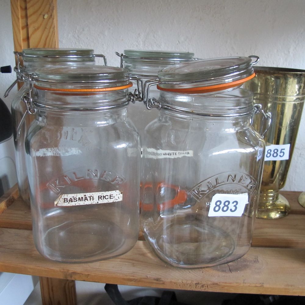 Lot 883: Kilner jars