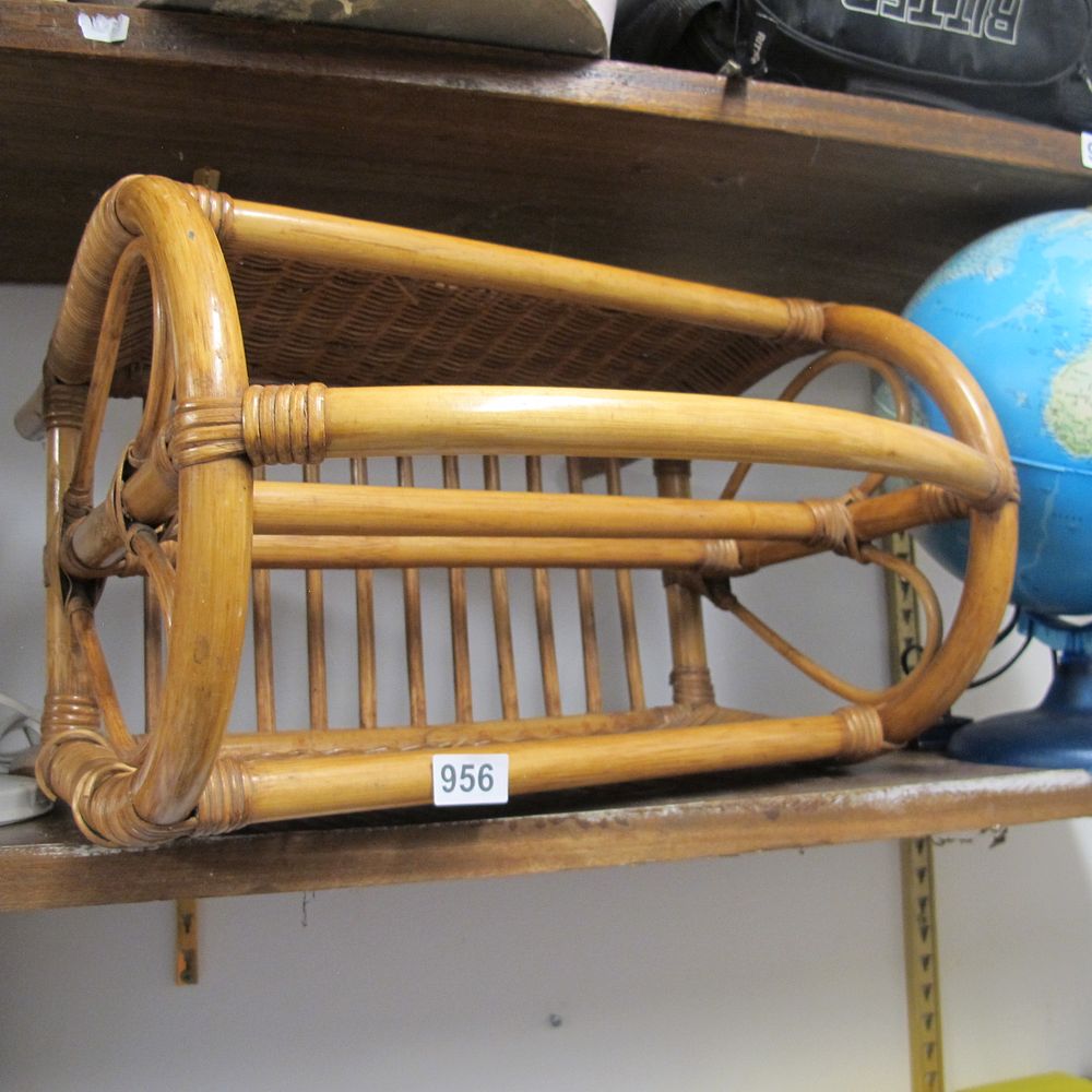 Lot 956: magazine rack