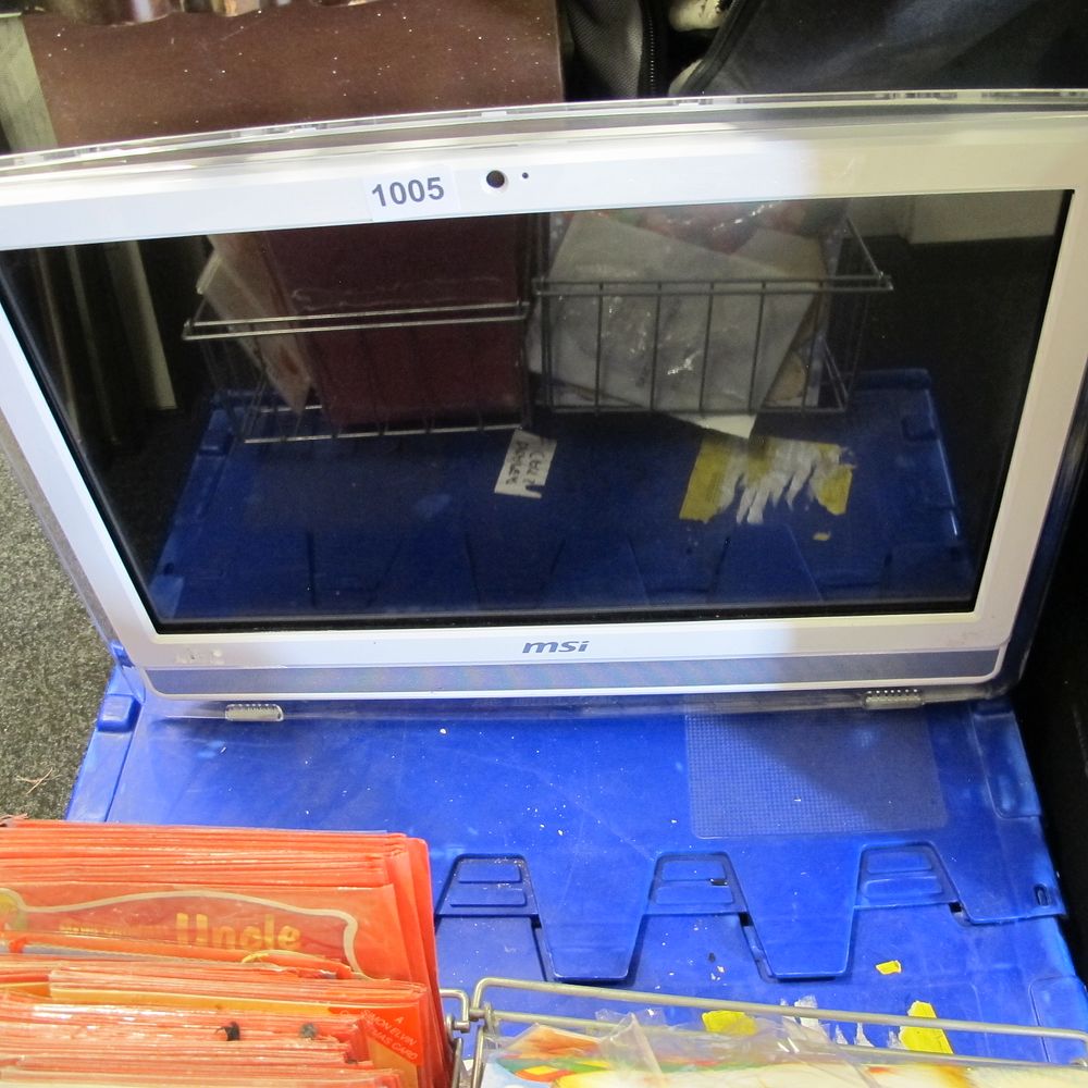 Lot 1005: MSI monitor