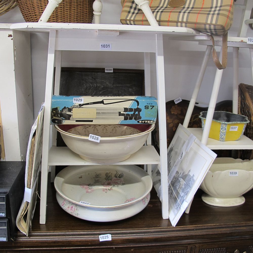 Lot 1031: White painted wooden table with shelf 