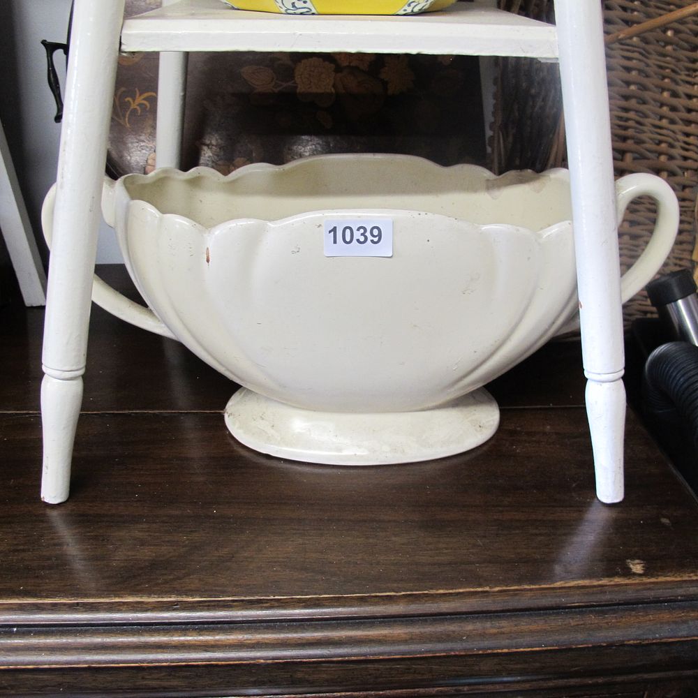 Lot 1039: Flower vase with handles 