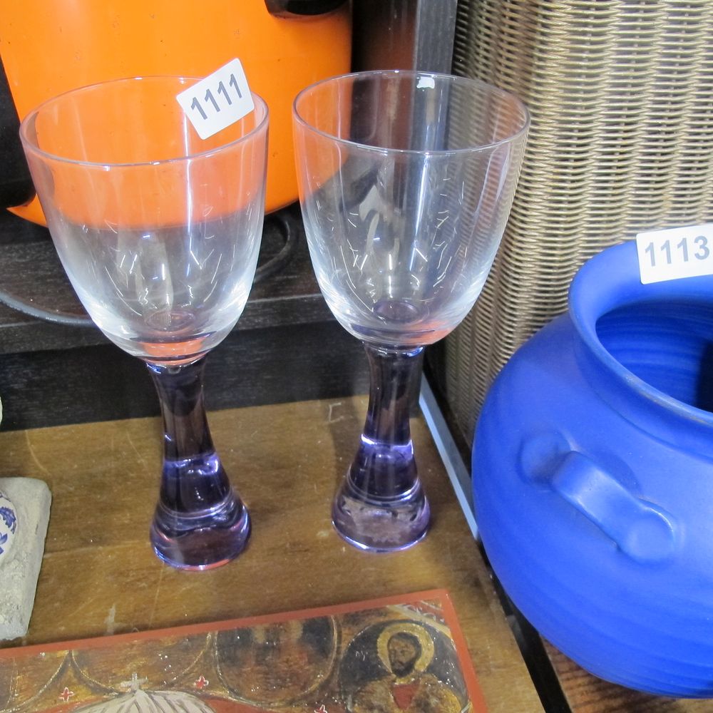 Lot 1111: Blue stem glasses 