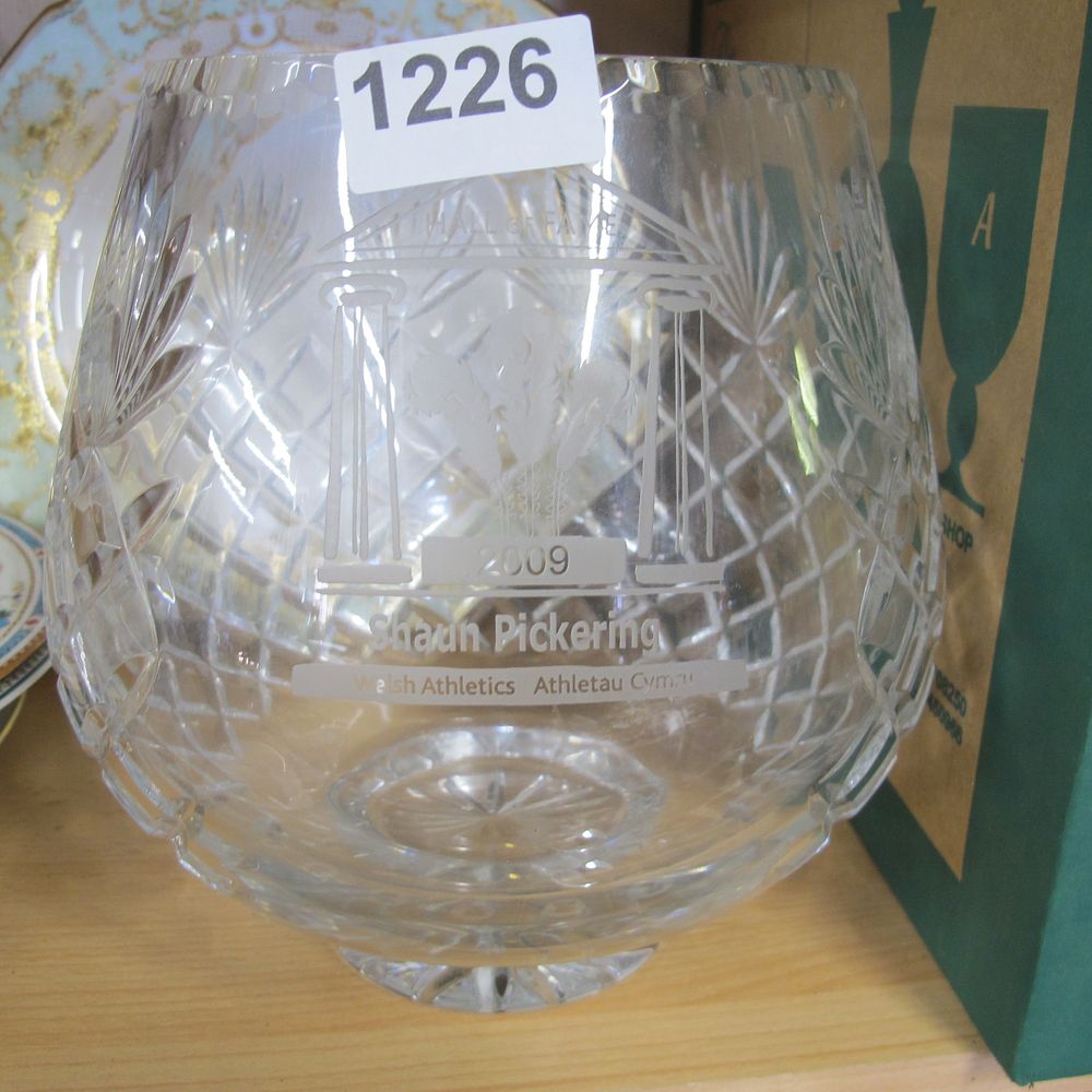Lot 1226: Crystal Shaun Pickering Welsh Bronze Olympian vase