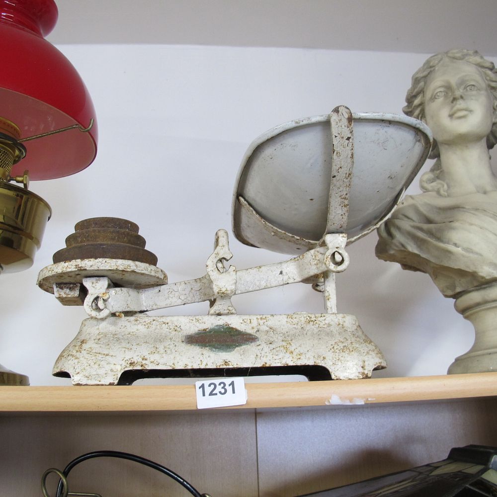 Lot 1231: Vintage cast metal scales 