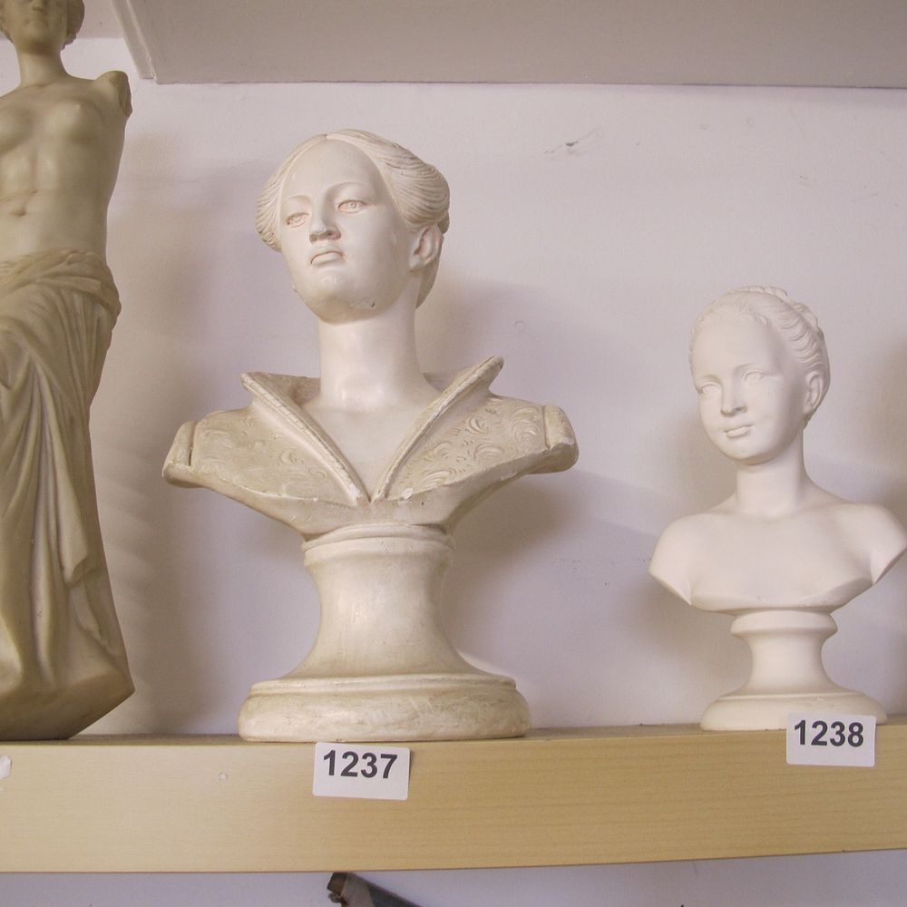 Lot 1237: Bust