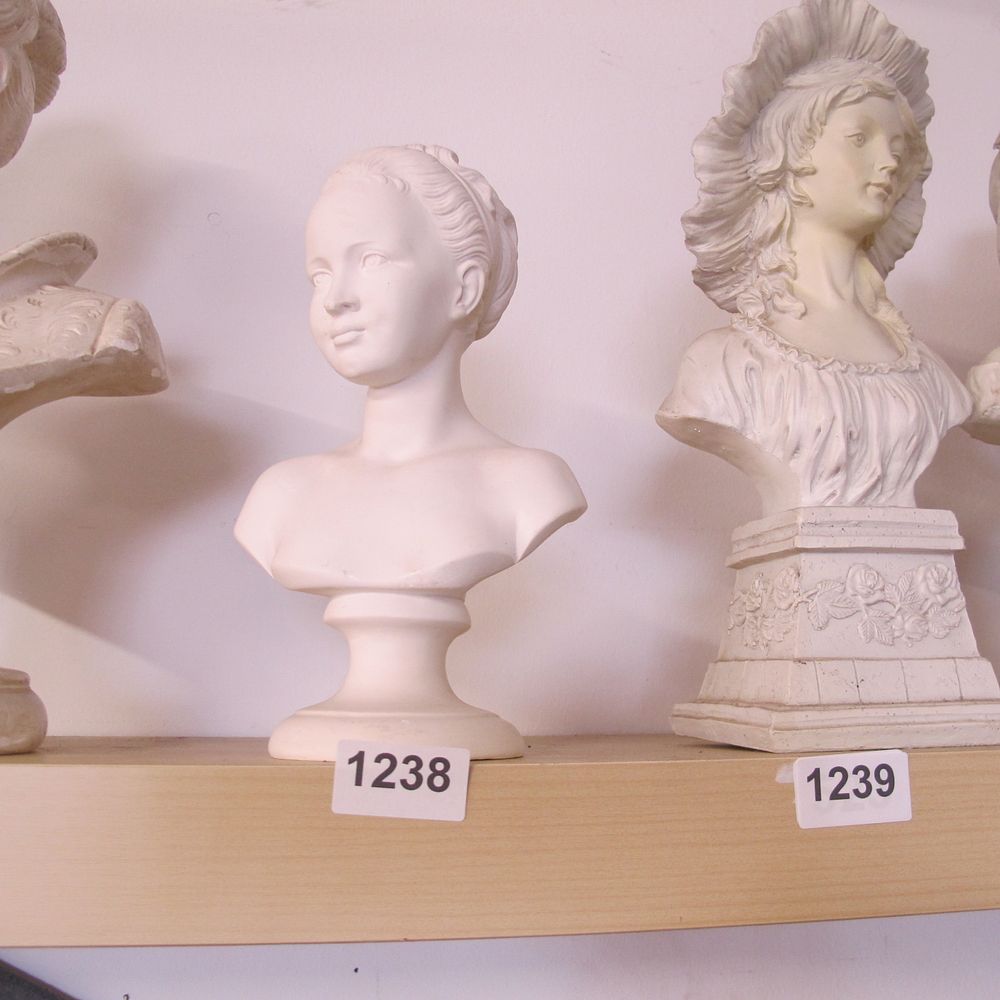 Lot 1238: Jesmonite bust