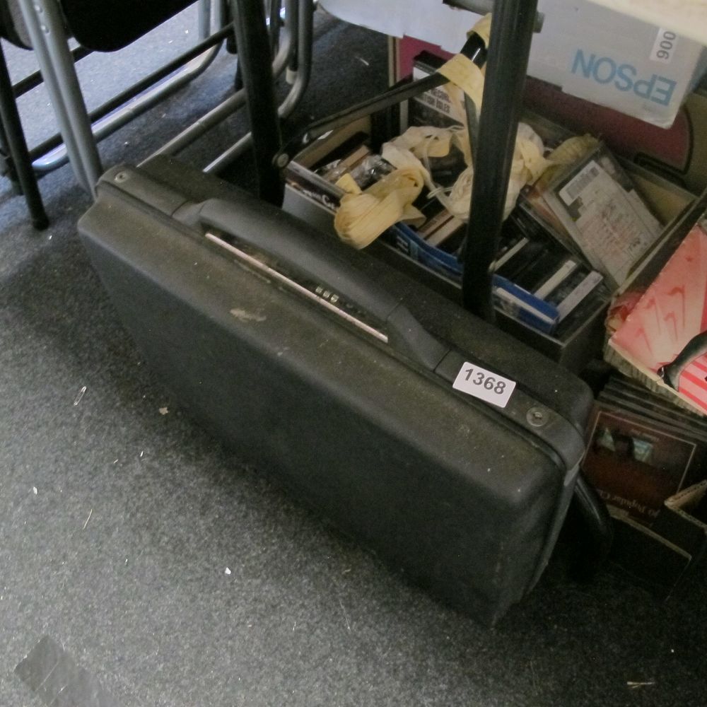 Lot 1368: A briefcase