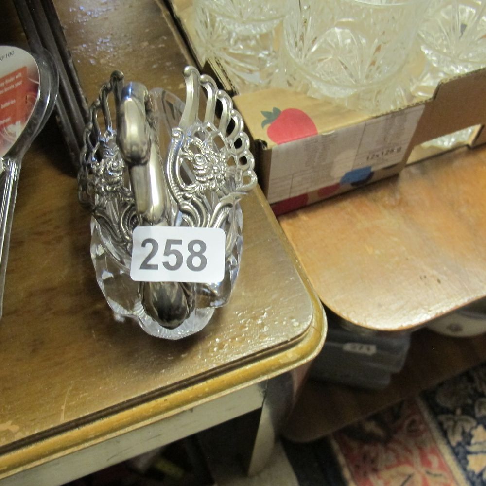 Lot 258: beautiful silver plate and crystal swan conserves with...