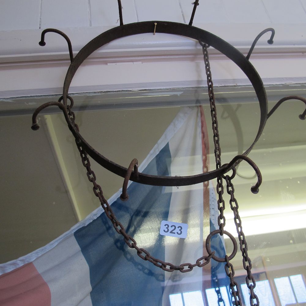 Lot 323: Torture device or pan rack ***