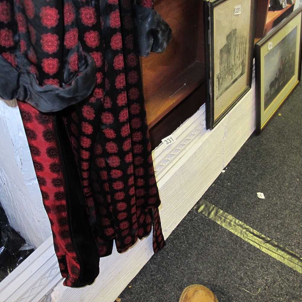 Lot 331: Wooden skirting board 