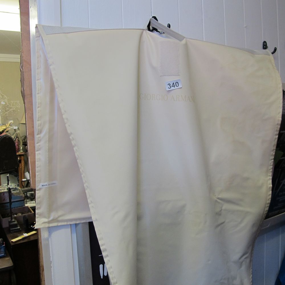 Lot 340: Georgi Armani garment cover/carrier 