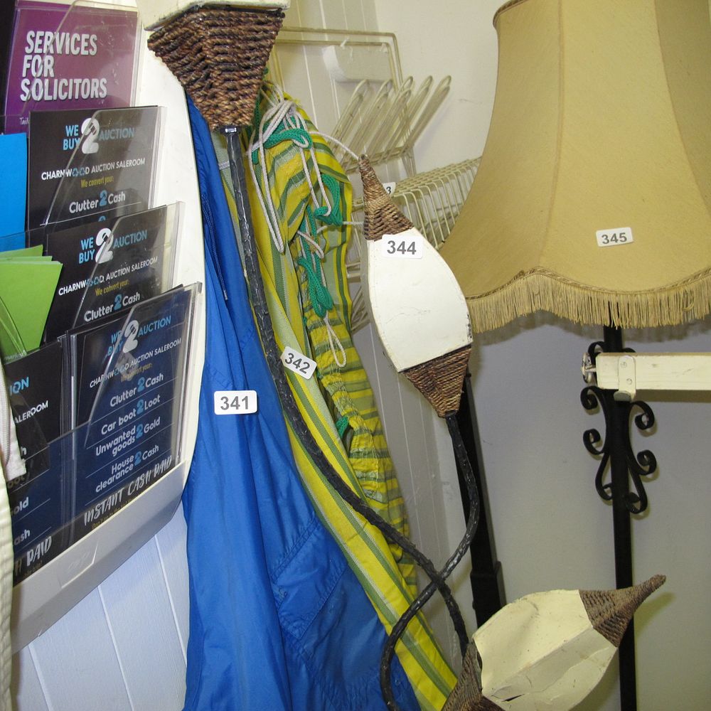 Lot 344: Unusual lamp