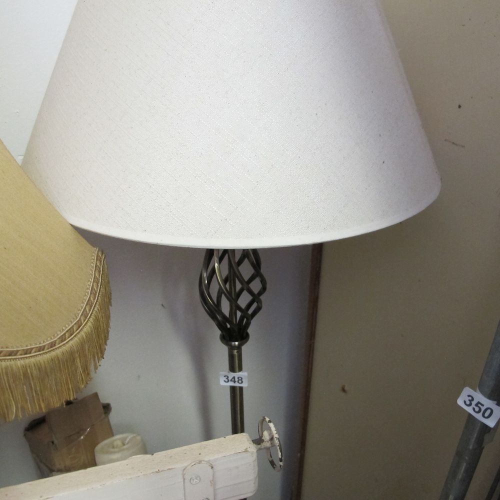 Lot 348: Floor standing lamp 