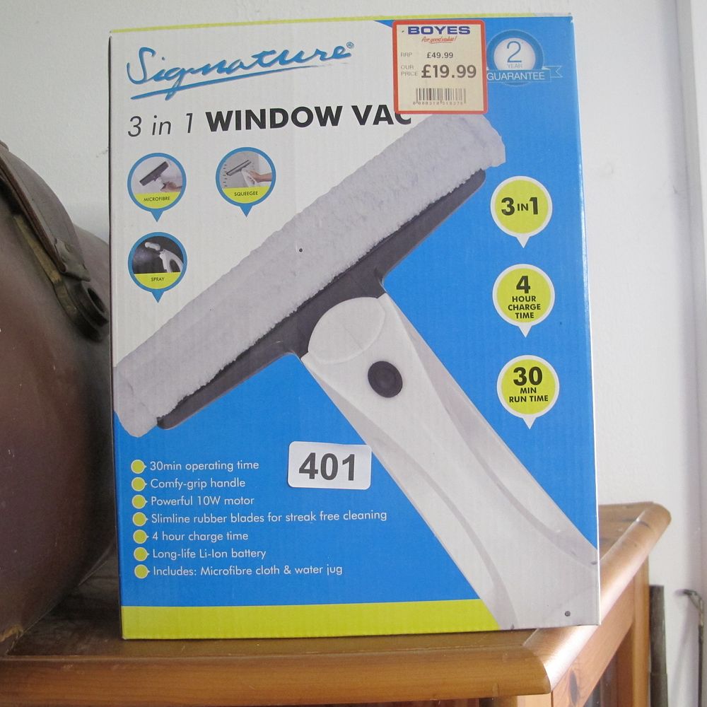 Lot 401: Boxed signature 3 in 1 window vac